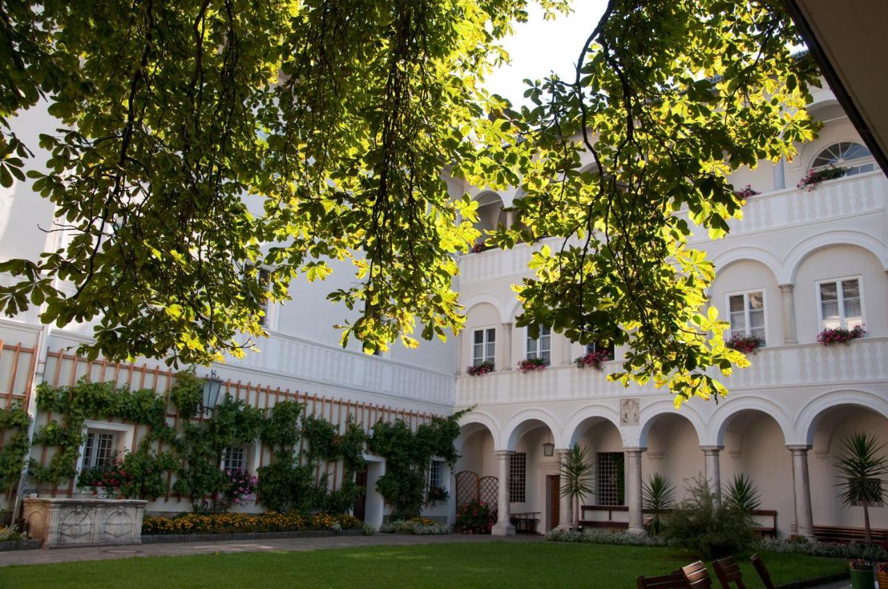 Hotel Kloster Wernberg Exteriér fotografie